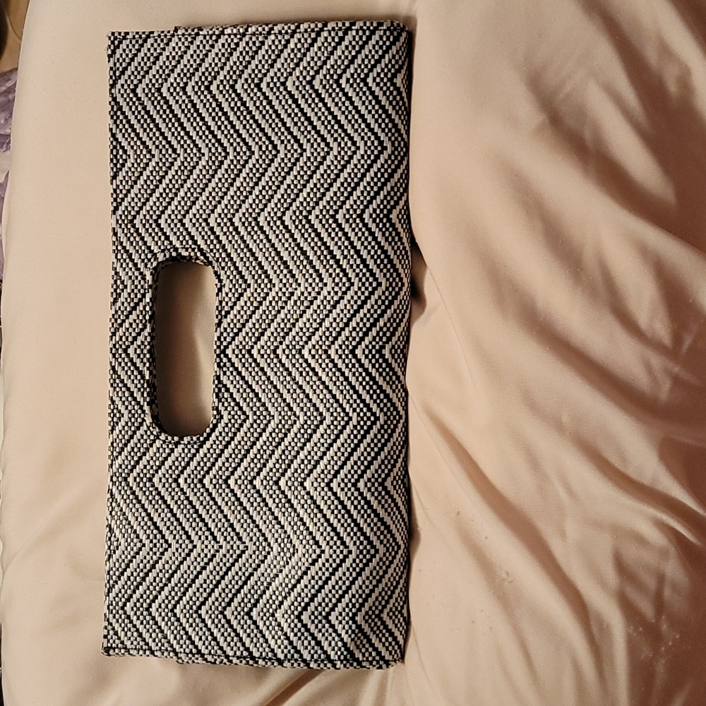 Black & White clutch